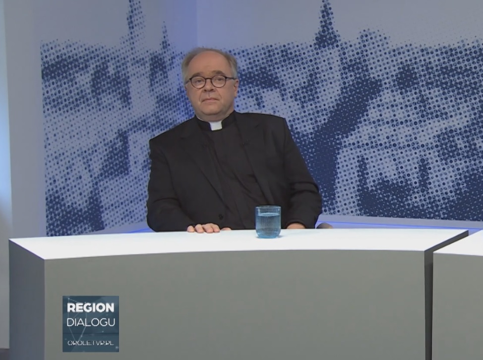 Ks. Wojciech Grygiel w TVP3 Opole